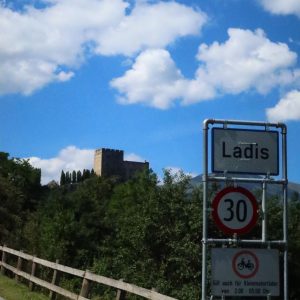 Ladis